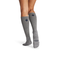 Women's Travel Compression Knee High Socks (15–20mmHg)